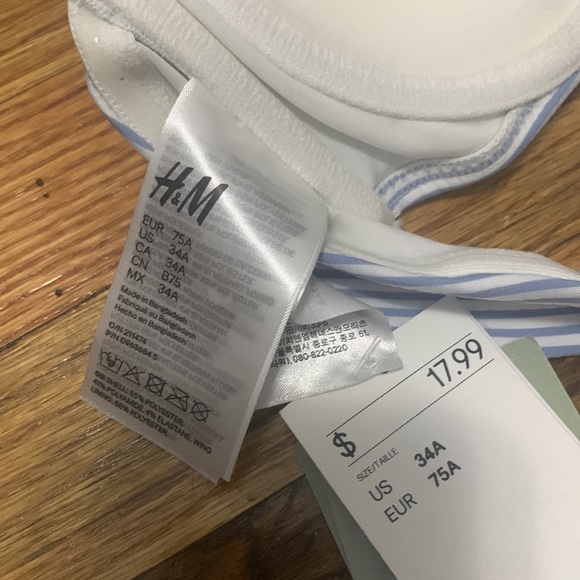 Baby Blue Striped H&M Bikini - Picture 6 of 6